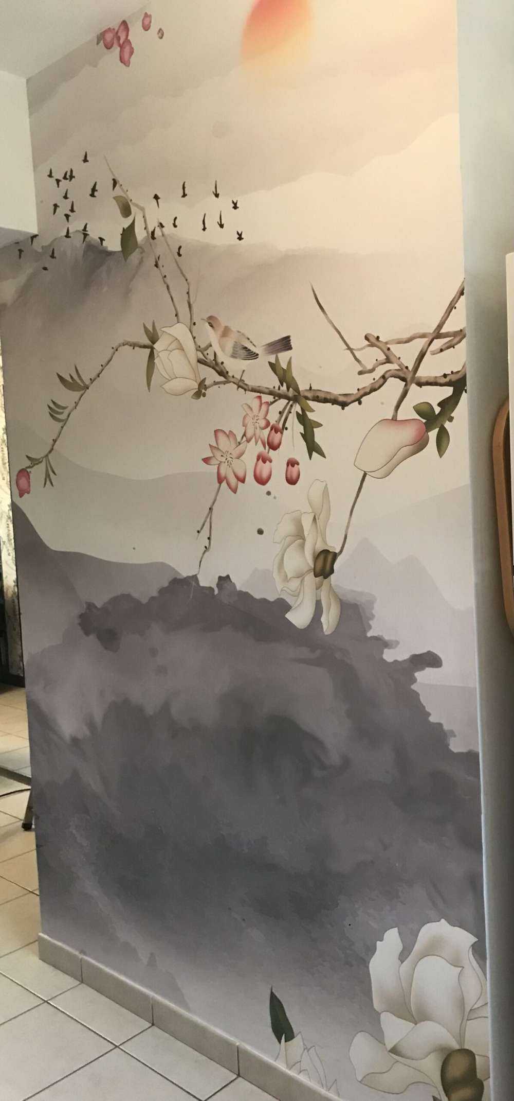 Grijze bergen en heuvels