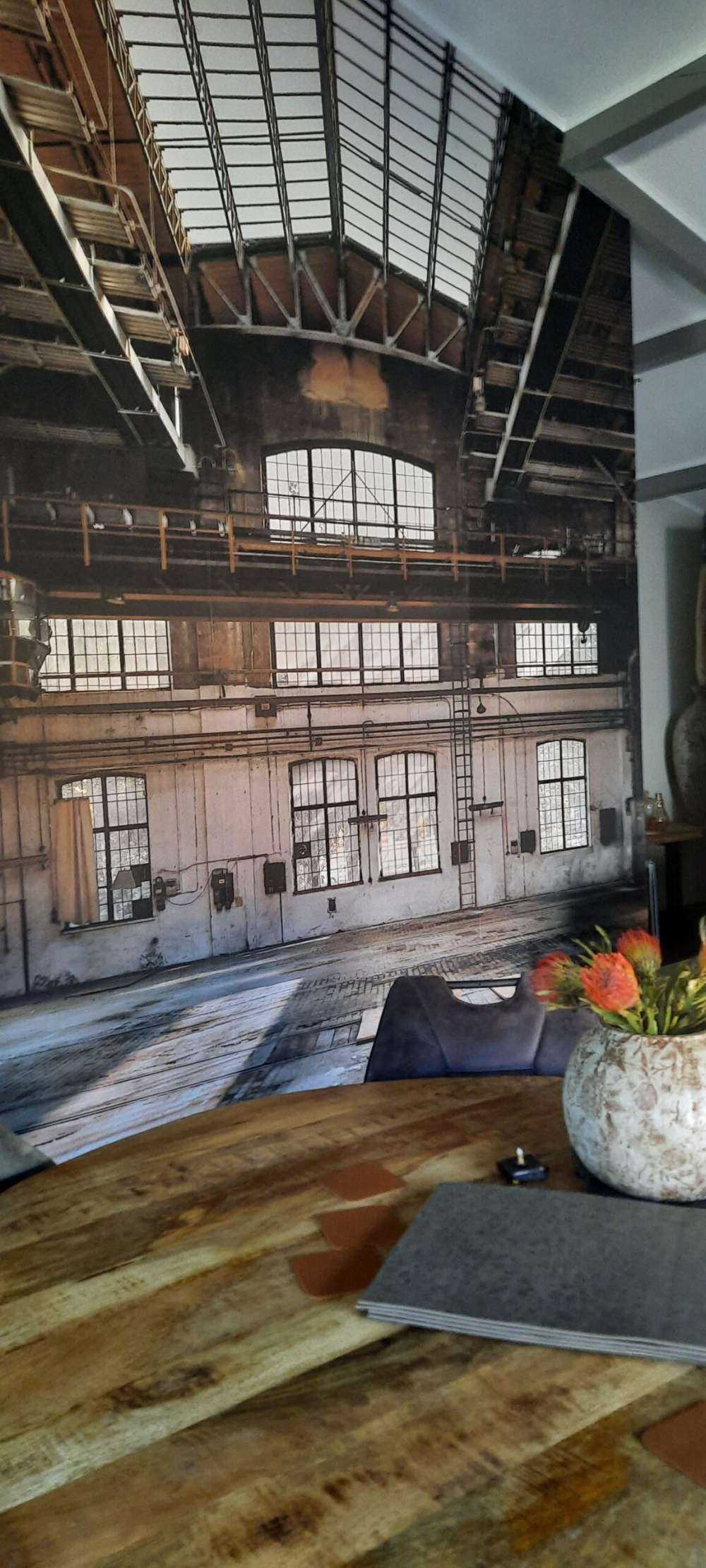 Verlaten industriële hal