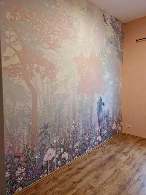 Blauw en roze bos