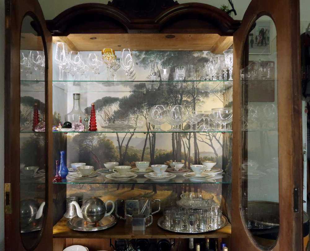 Italiaans landschap met parasoldennen