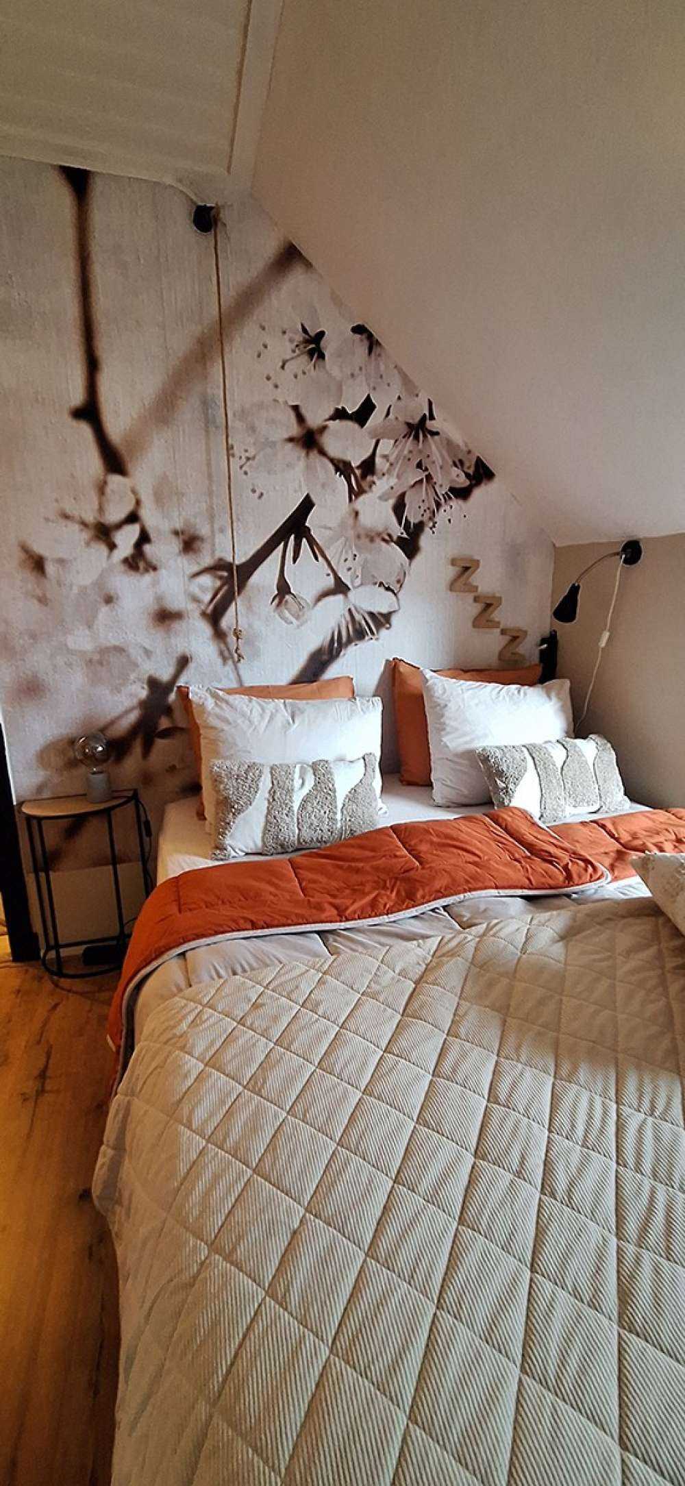 Bloesemtak in zachte stilte