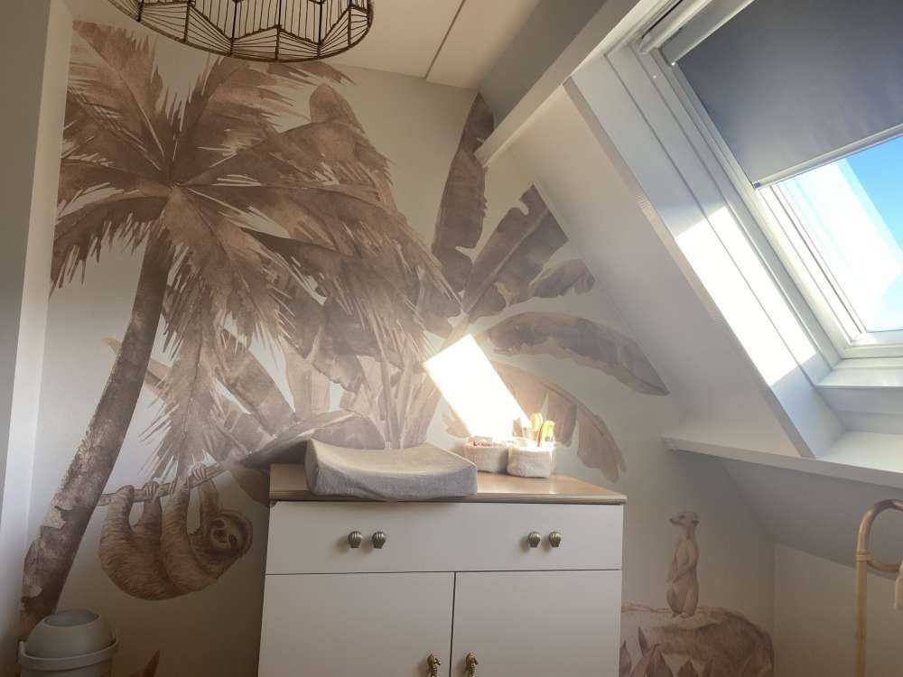 Kleine jungle dieren in taupe