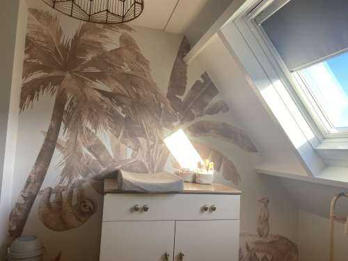Kleine jungle dieren in taupe