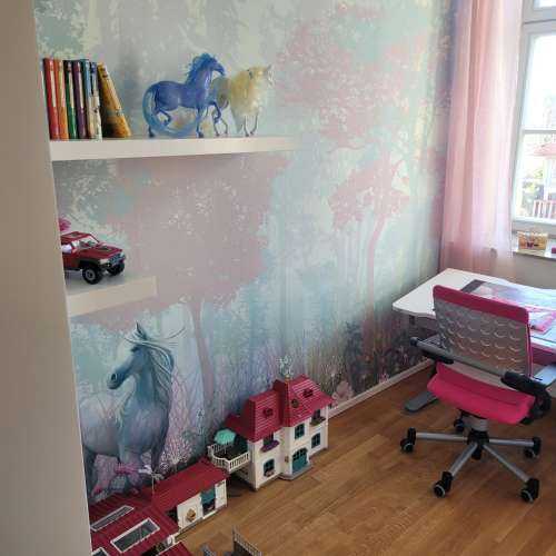 Blauw en roze bos