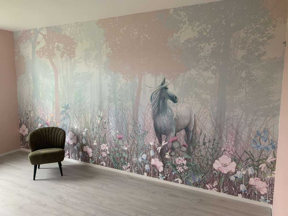 Blauw en roze bos