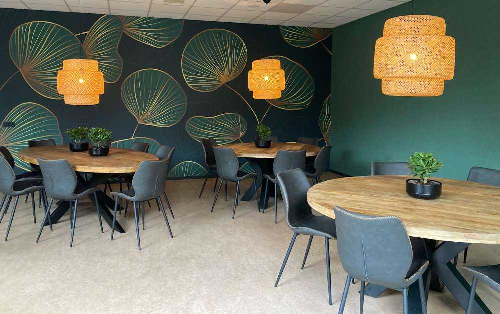 Sierlijke bladeren met goud