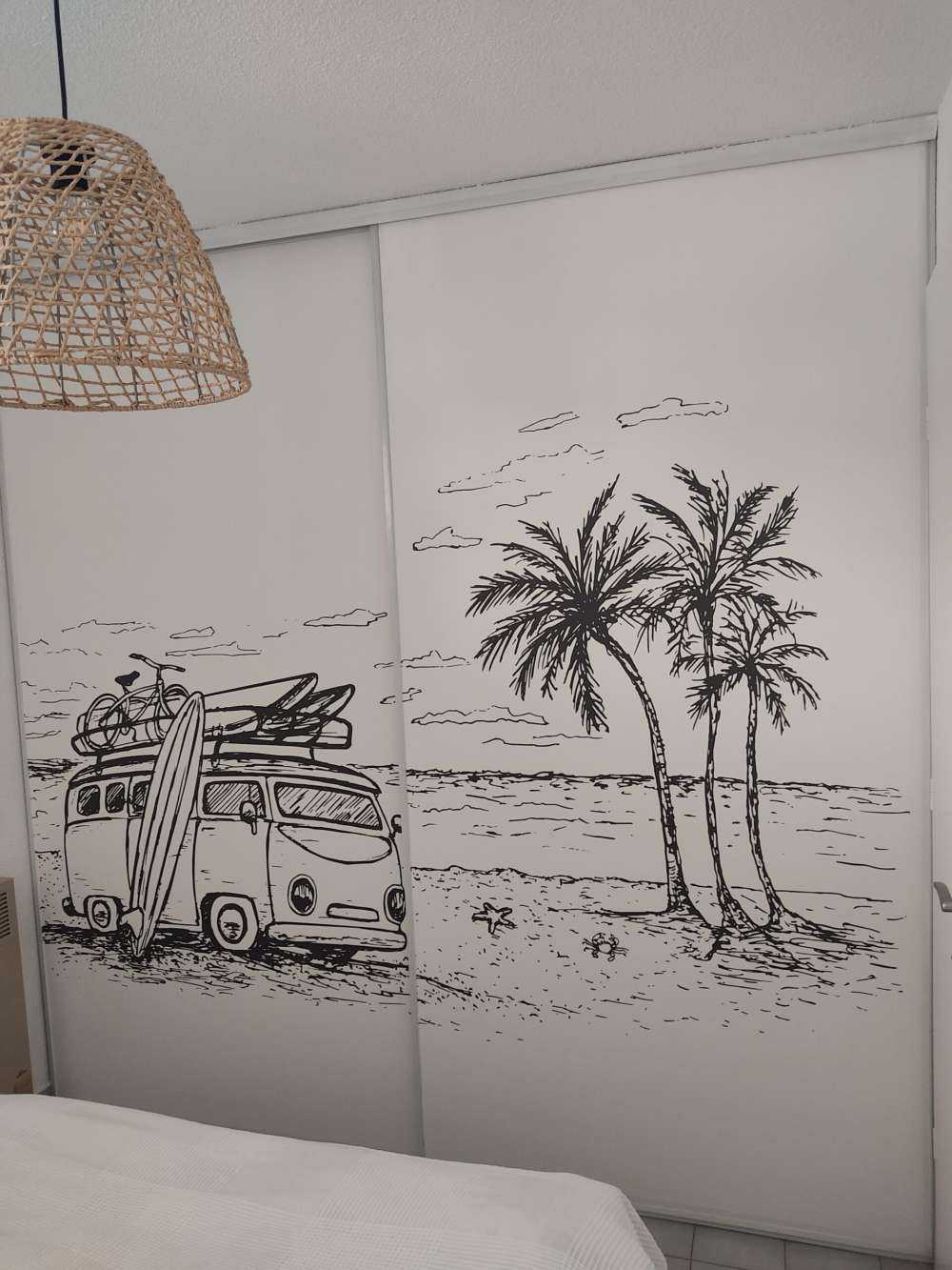 Zwart-wit getekende strand