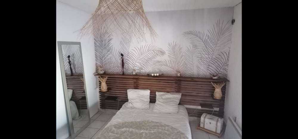 Beige gekleurde palmbladeren