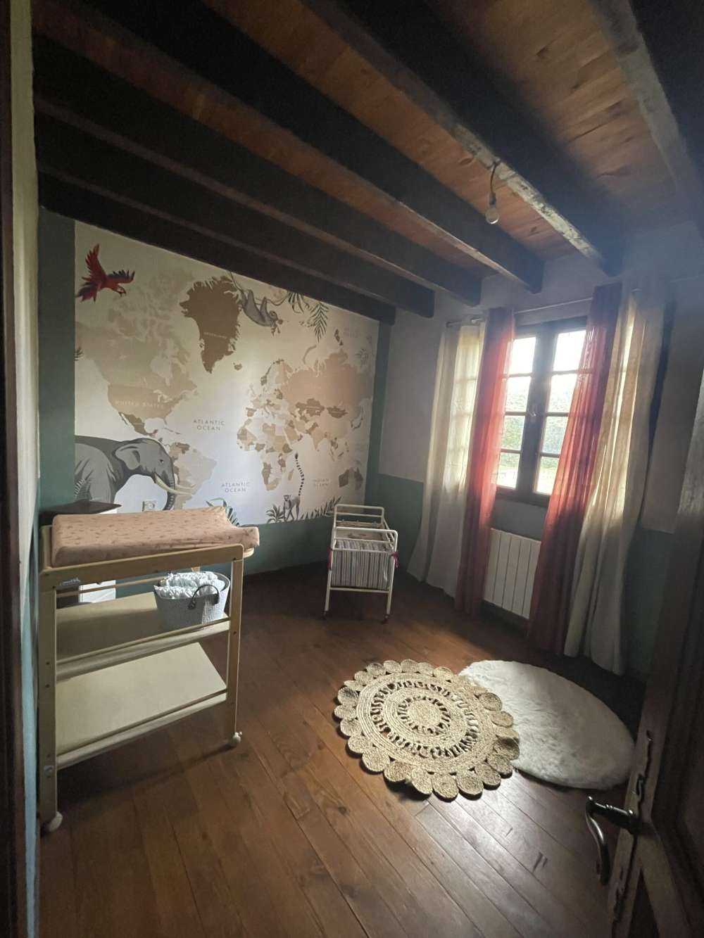 Wereldkaart met jungle dieren