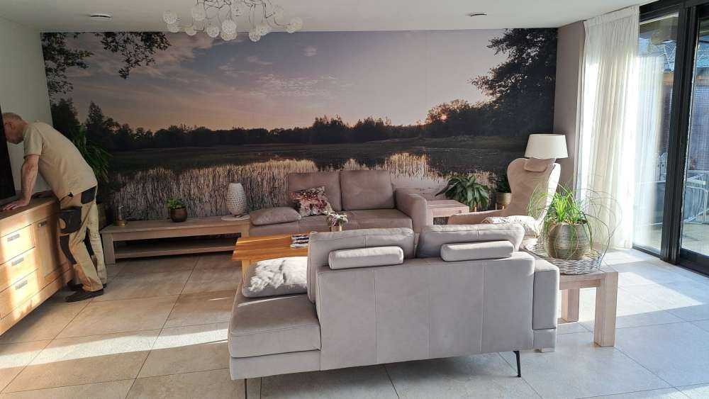 Zonsondergang bij bos