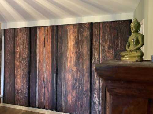 Gebrand verticaal hout
