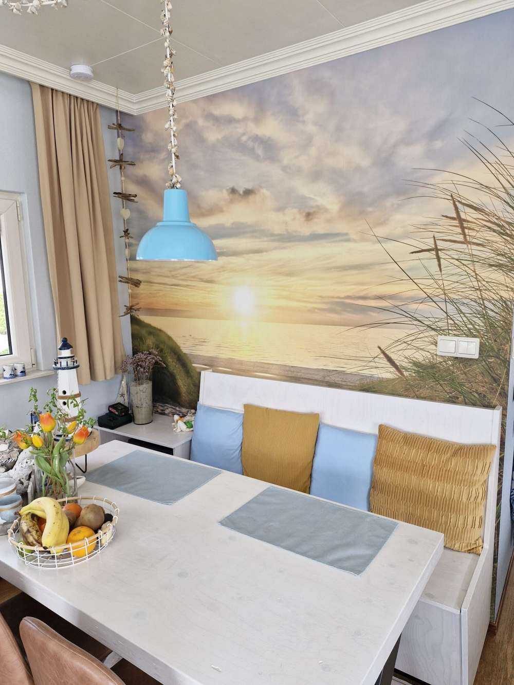 Zonsondergang aan duinstrand