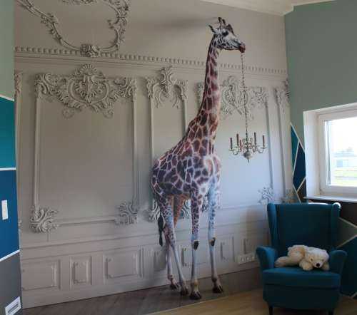 Giraffe met kandelaar