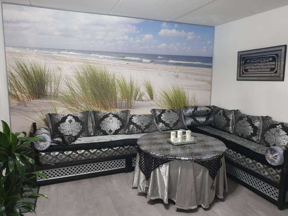 Strand met duinplanten