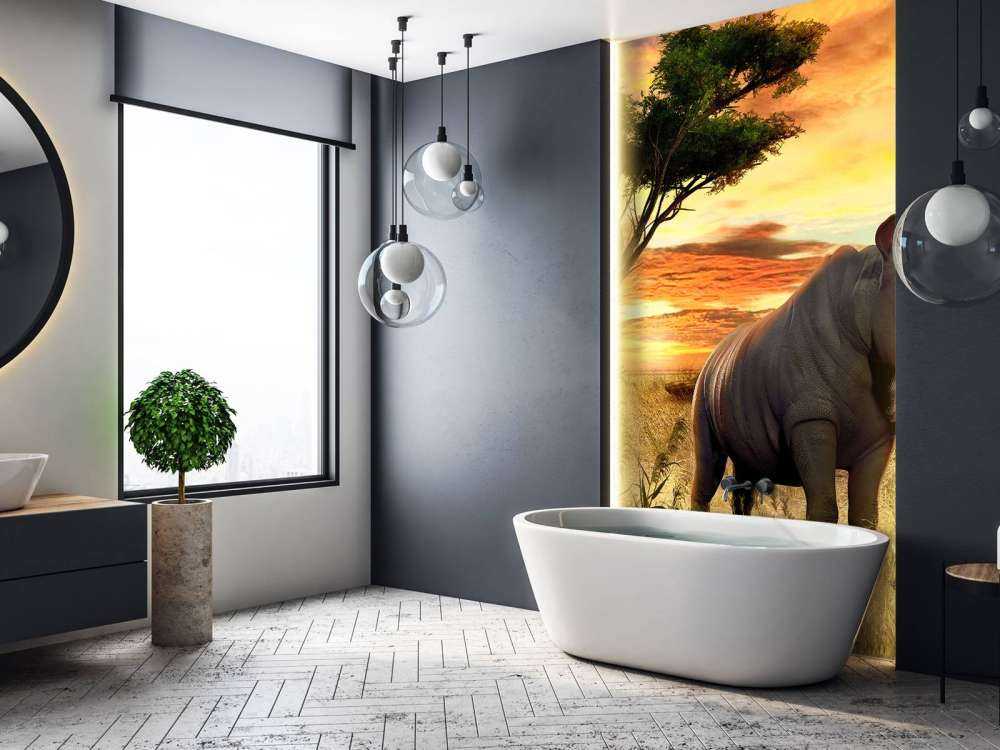 Neushoorn bij zonsondergang