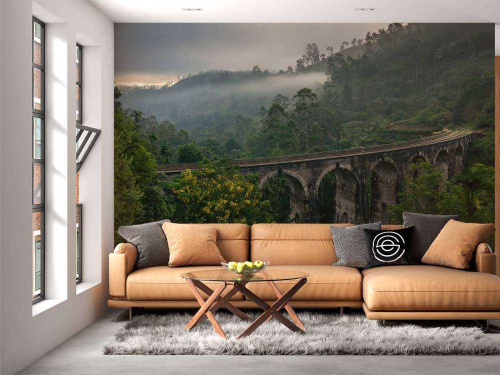 Spoorbrug door de jungle