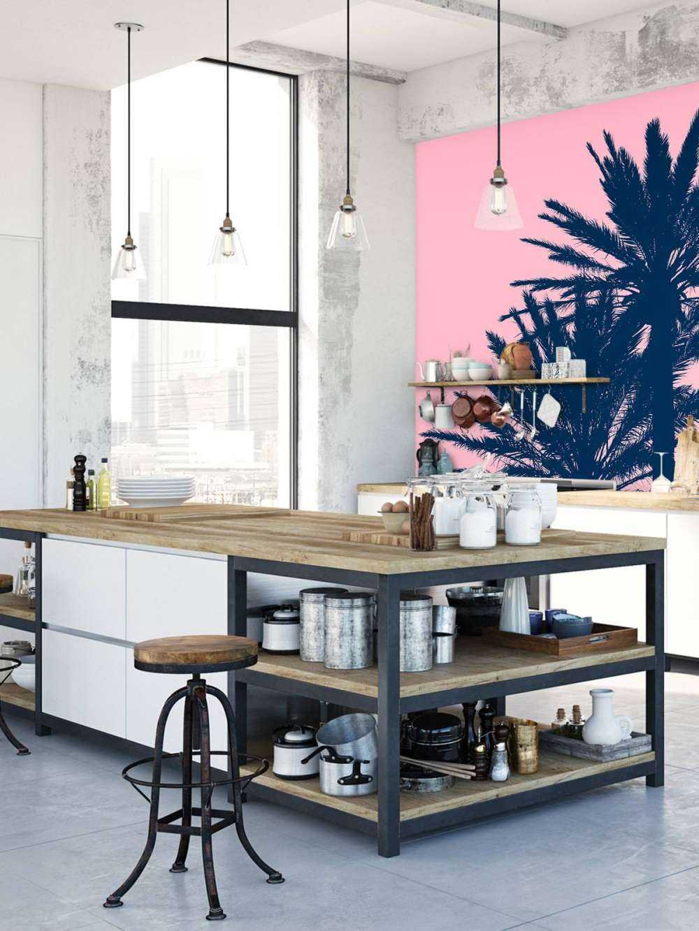 Palmbomen met roze achtergrond