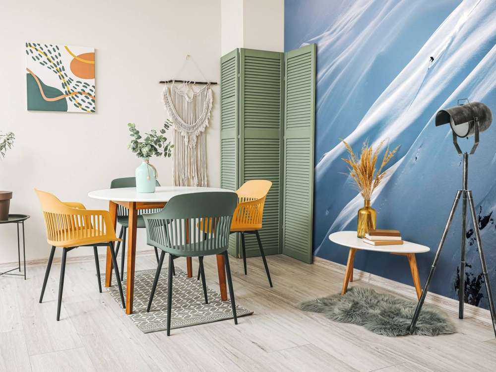 Freeride afdaling op poedersneeuwhelling