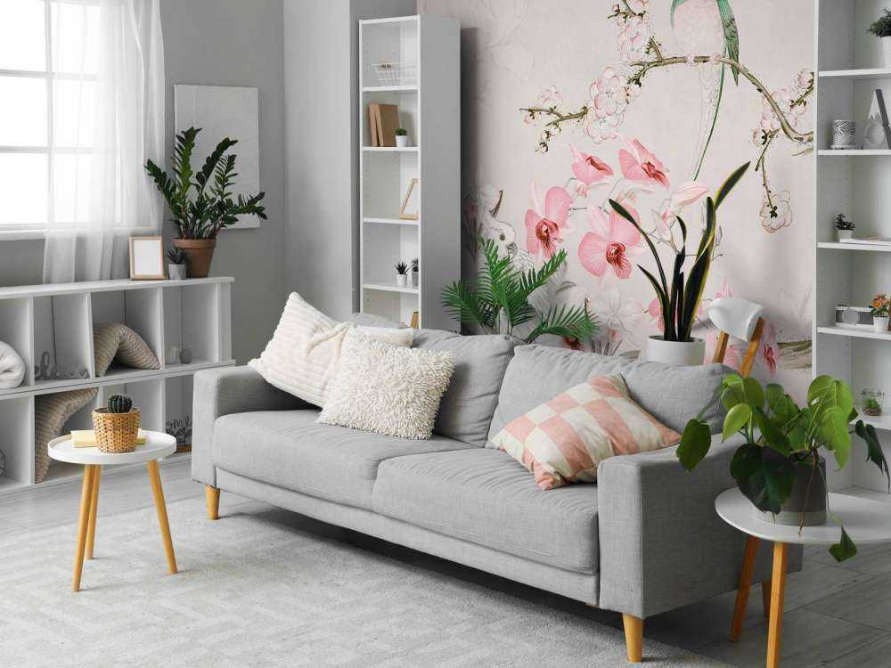 Chinoiserie with cockatoo