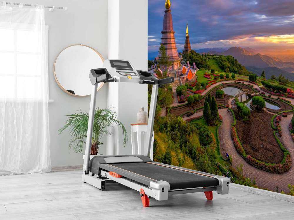 De Doi Inthanon berg bij zonsondergang