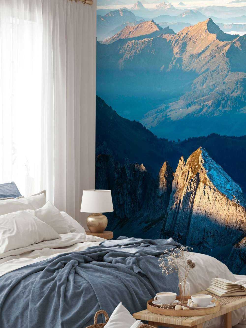 Ochtendlicht op rotsberg