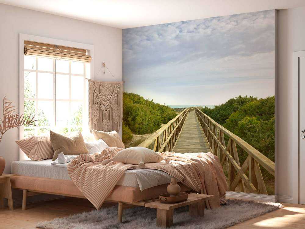 Steiger naar het strand