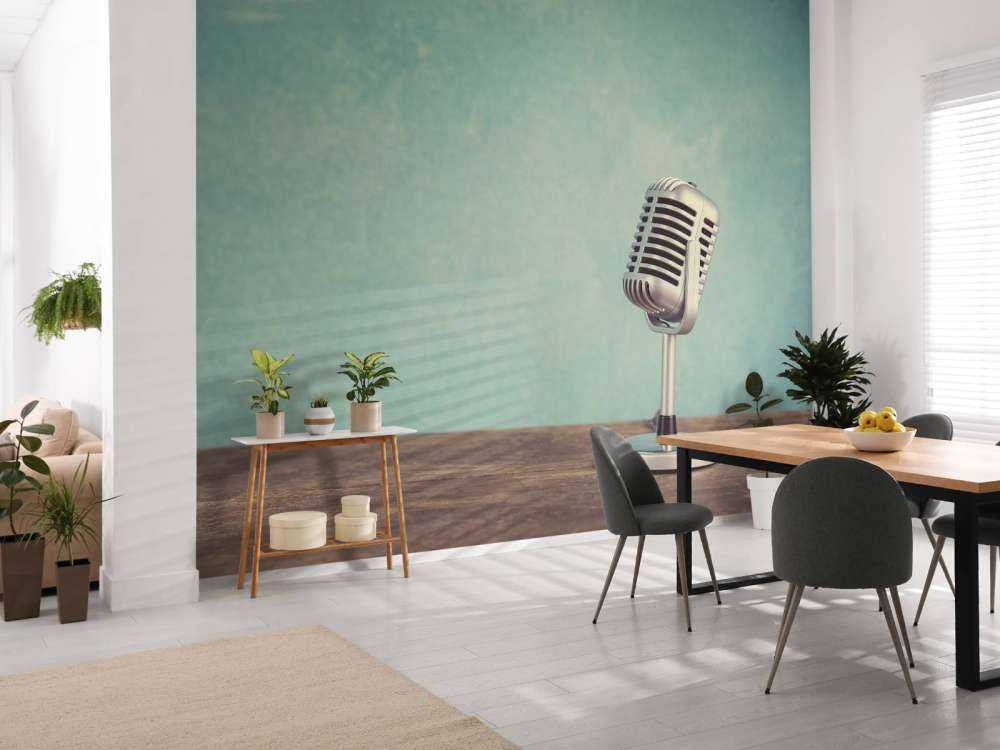 Klassieke microfoon met een blauwe achtergrond