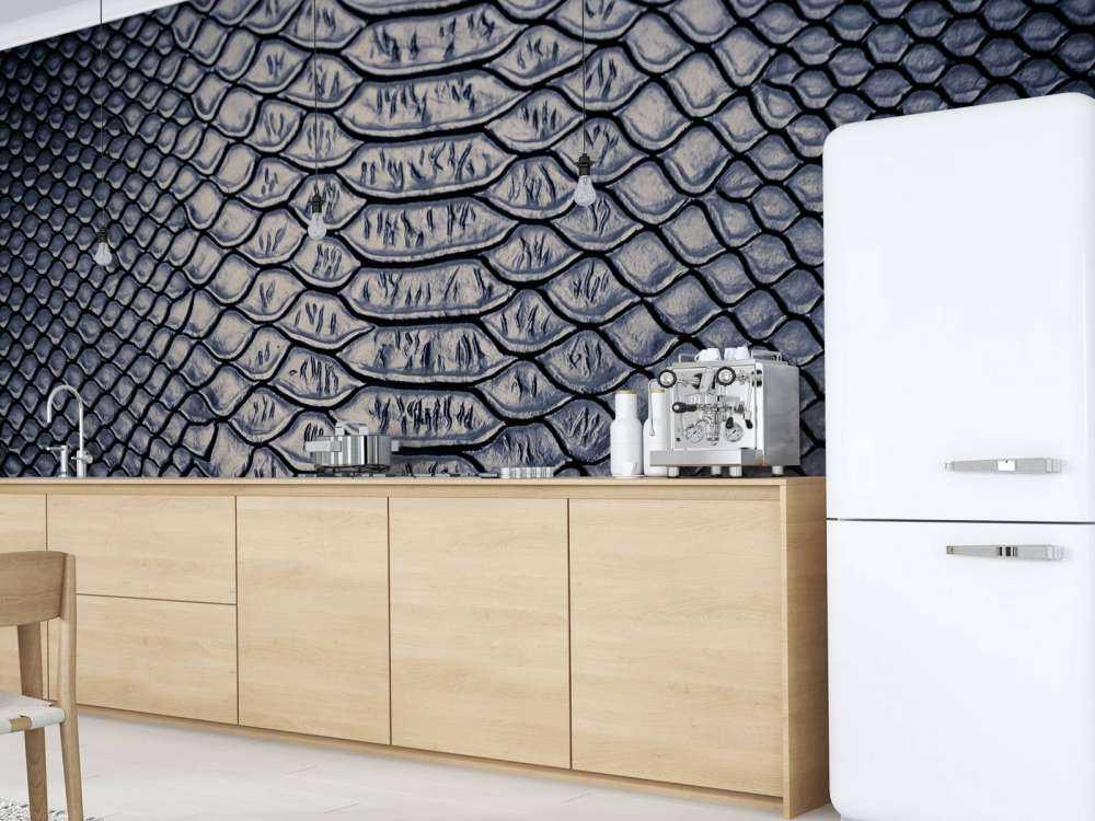 Donkere slangenhuid print