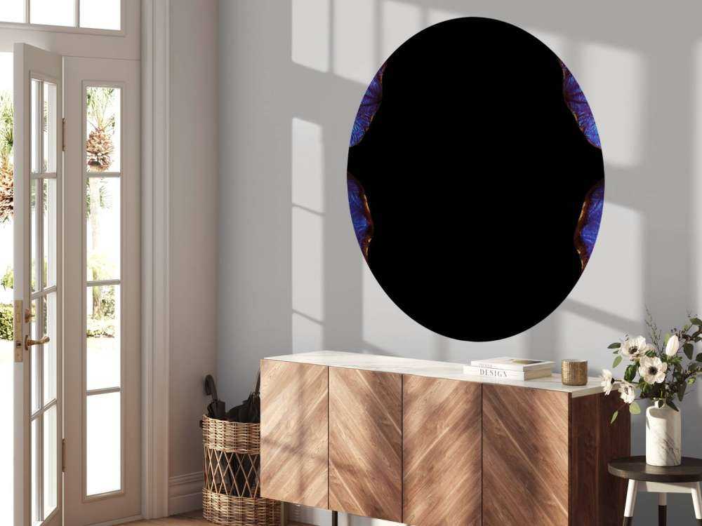 Twee vlinders met een zwarte achtergrond