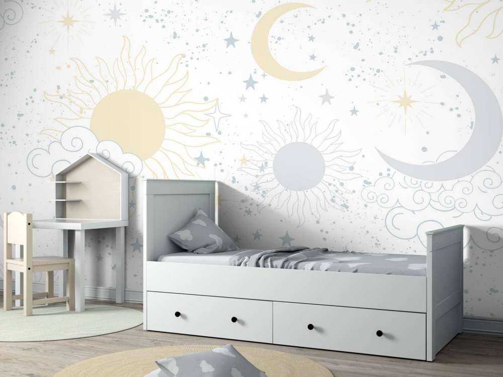 Lichte zon en maanhemel