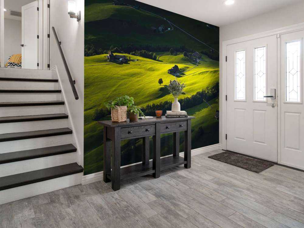 Glooiende heuvels bij avondlicht