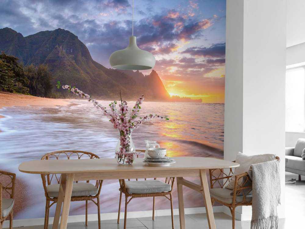 Sneeuwval boven alpijns woud