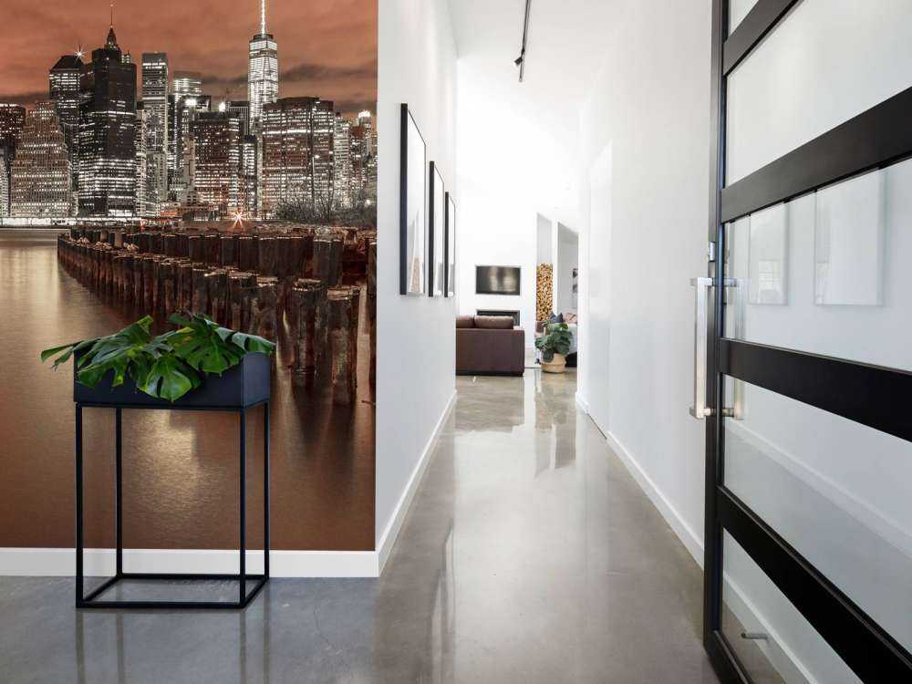 Manhattan skyline met golfbrekers