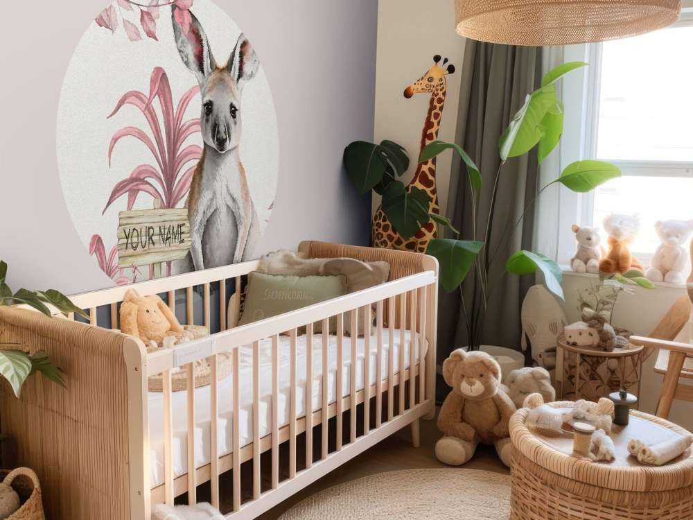 Jonge kangeroe in de jungle roze