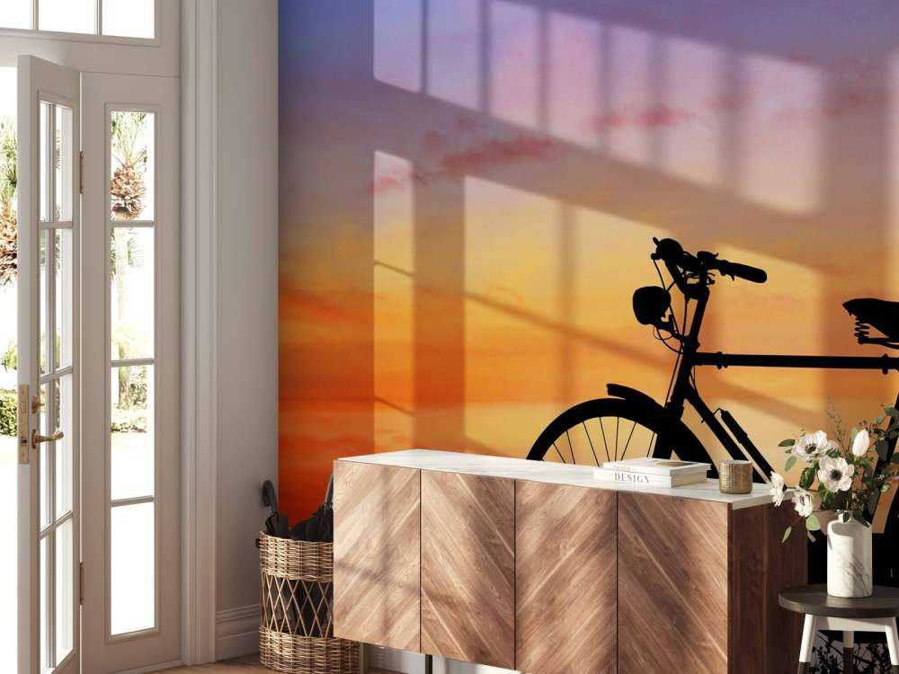 Vintage fiets bij zonsondergang