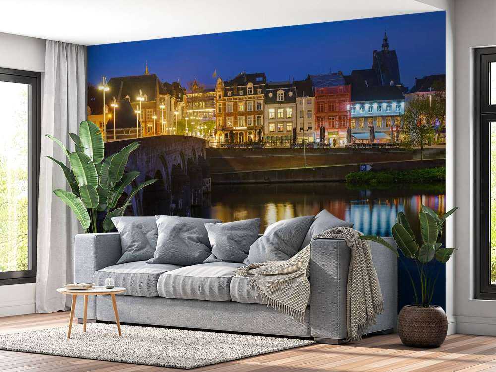 Maastricht in de avond