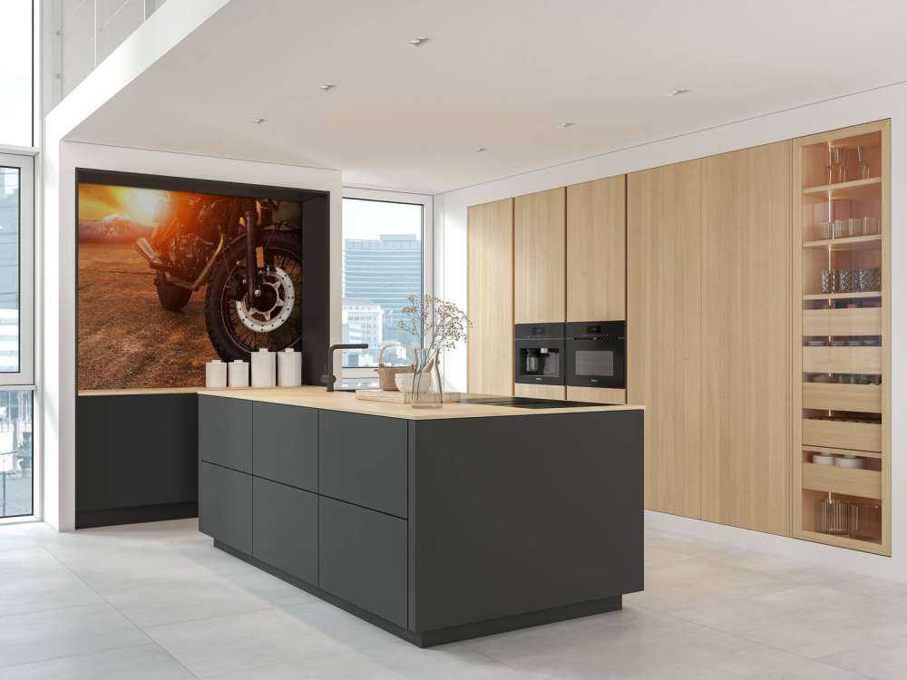 Vintage motor bij zonsondergang close-up