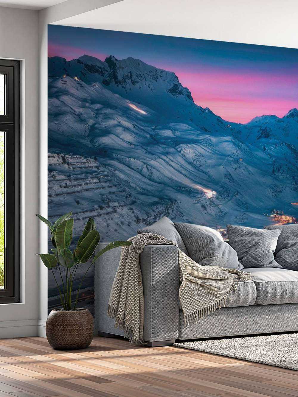 Sneeuwdorp onder paarse avondlucht