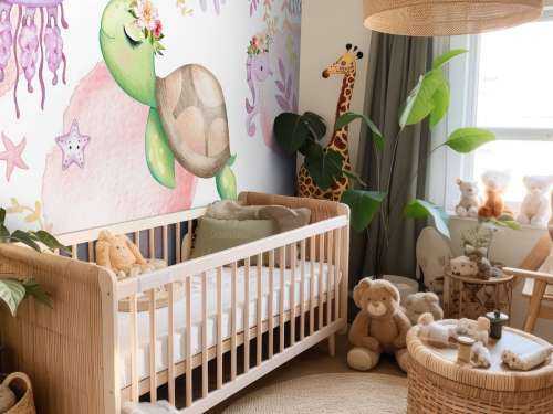 Roze zeebodem babykamer