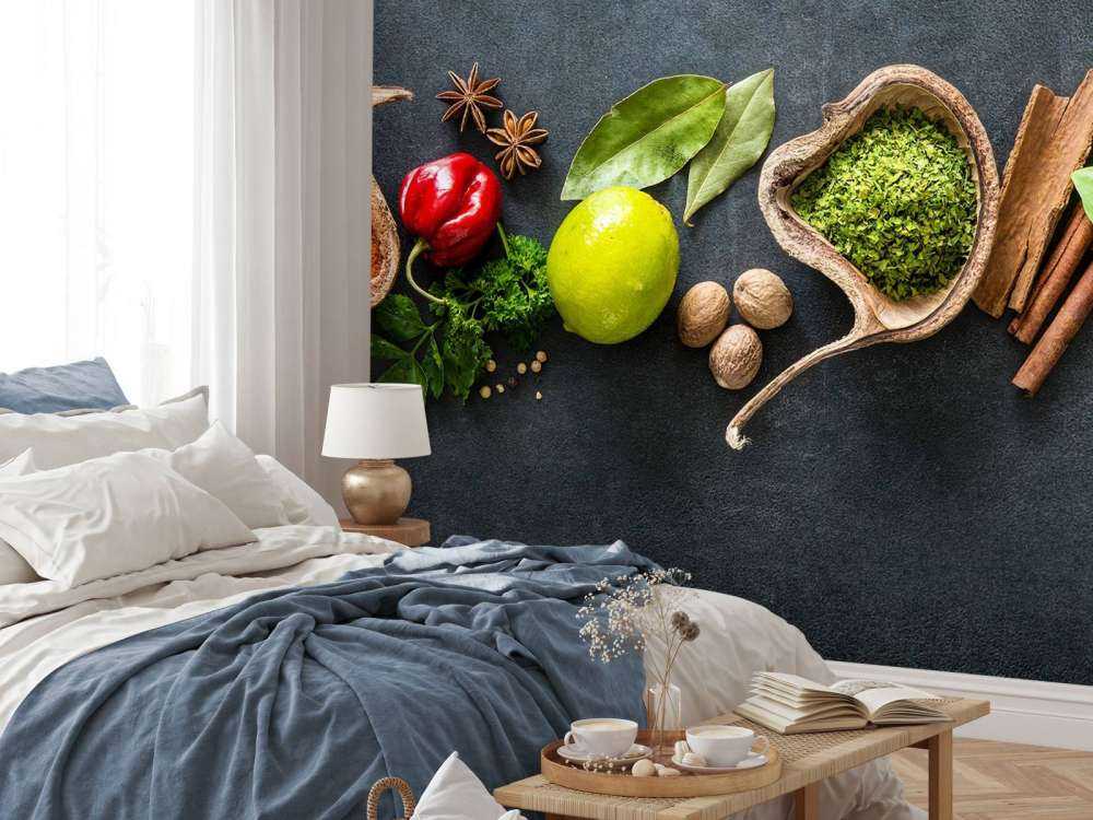 Kruiden en specerijen met een donkere achtergrond