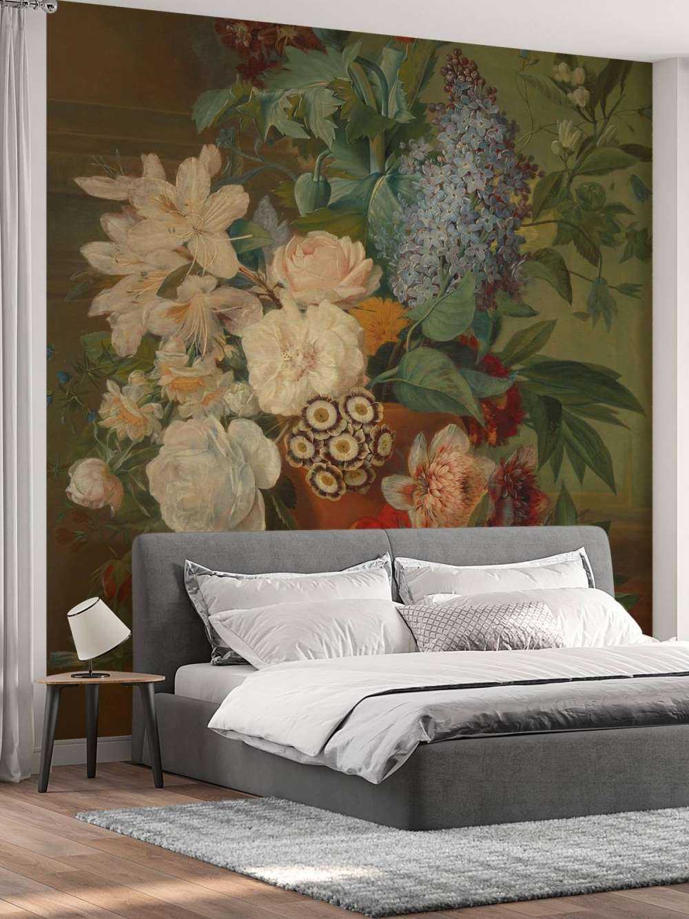 Bloemen in een terracotta vaas