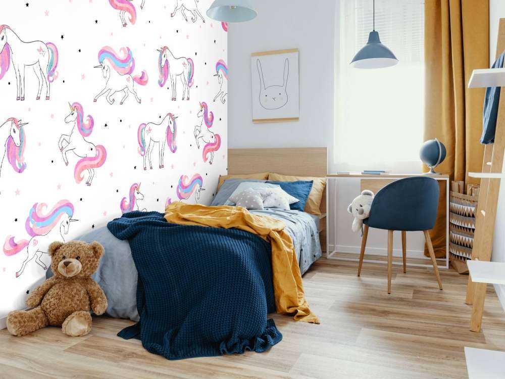 Eenhoorns met roze manen