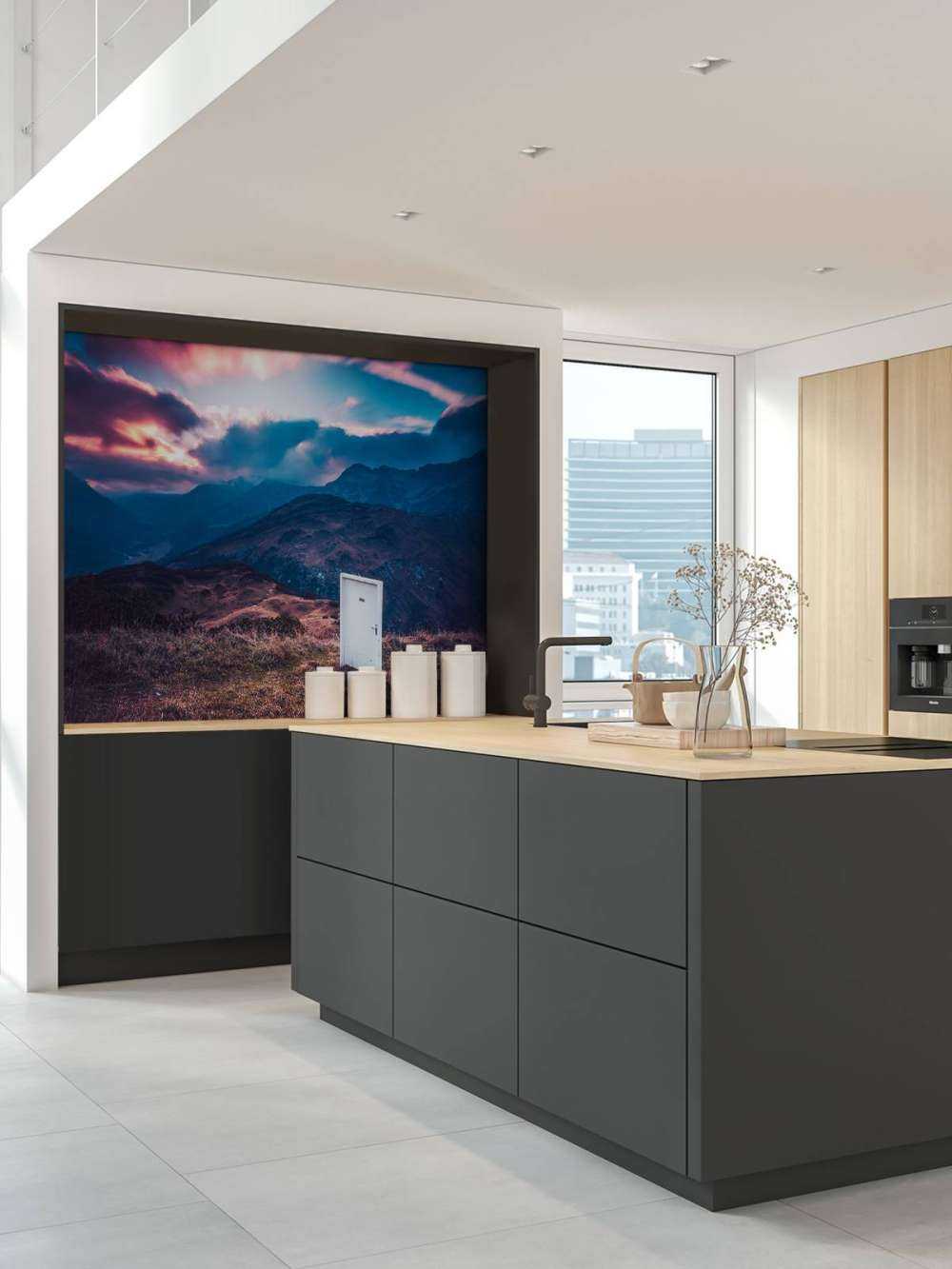 Witte Deur In Droomlandschap