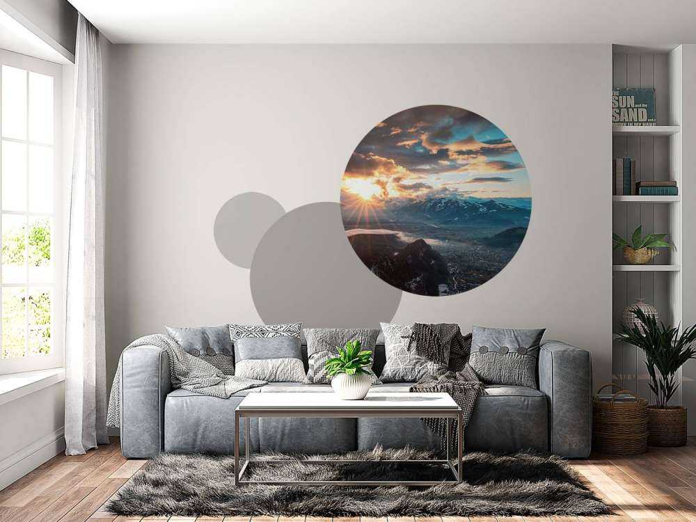 Zonsondergang boven alpenvallei