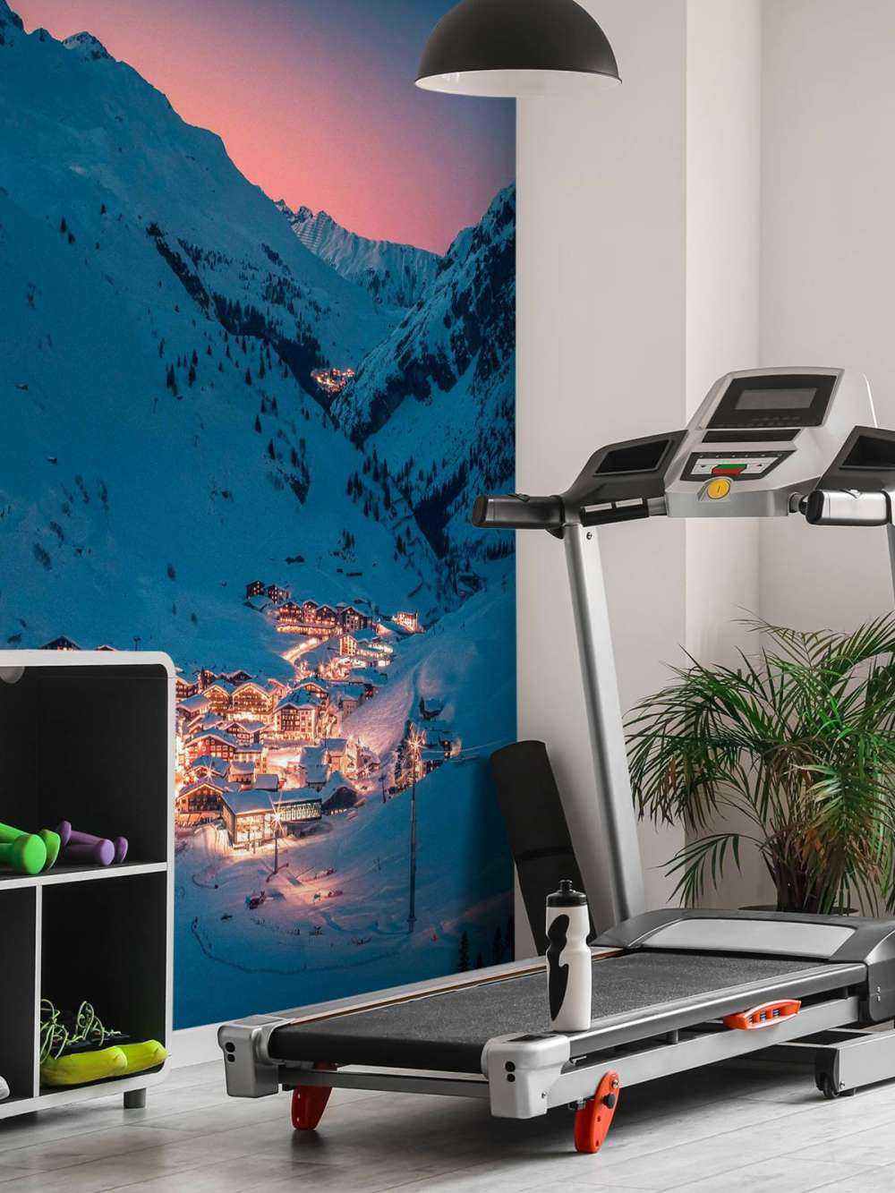 Avondlicht in alpendorp