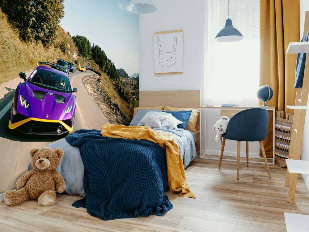 Supercar konvooi door de bergen