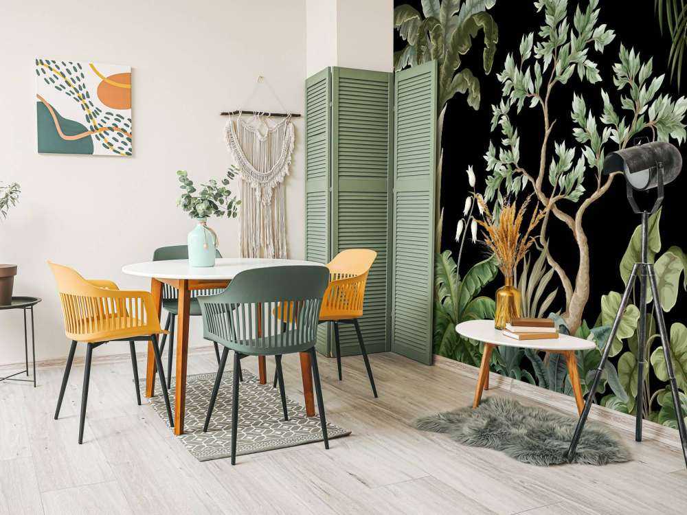 Bomen met een donkere achtergrond