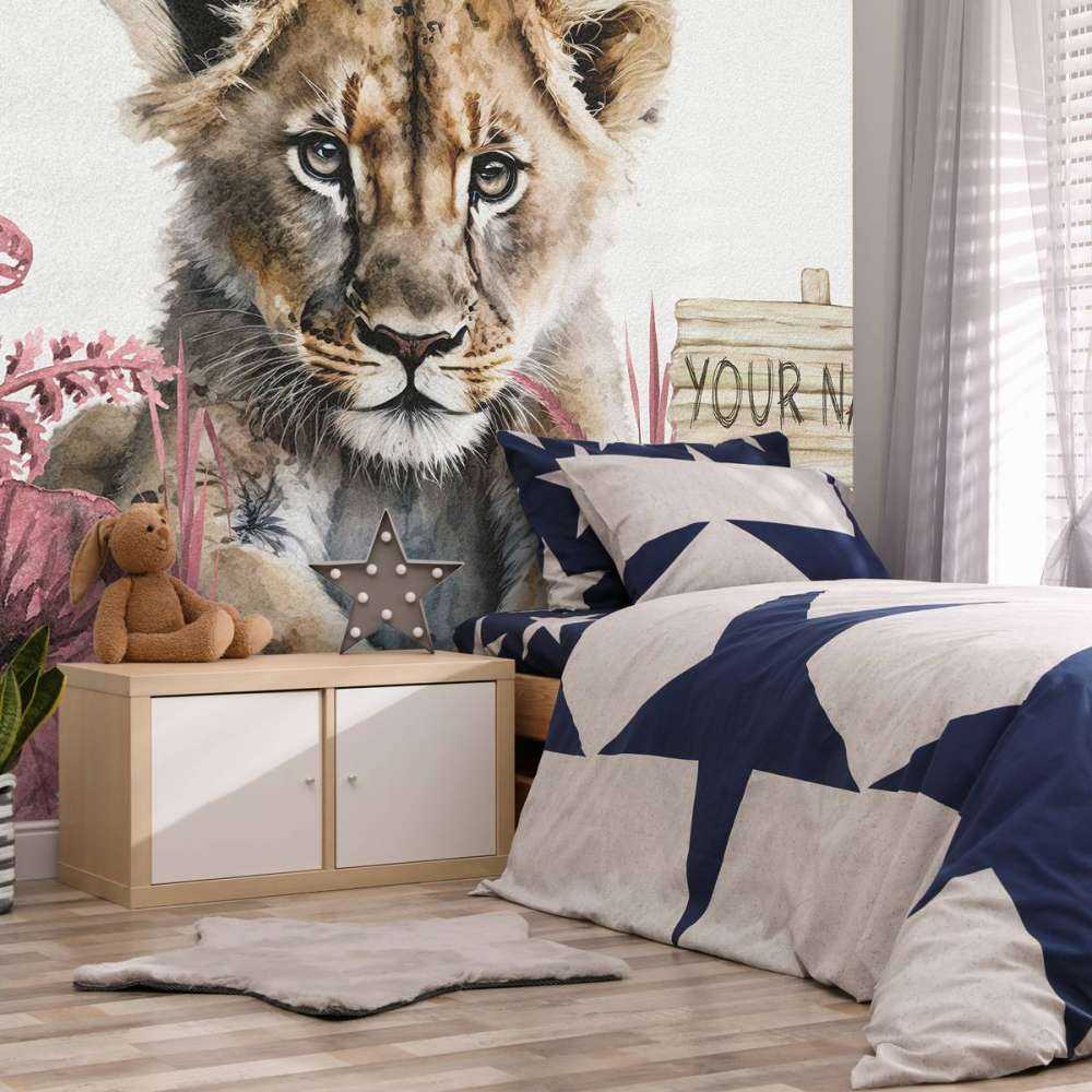 Jonge leeuw in de jungle roze