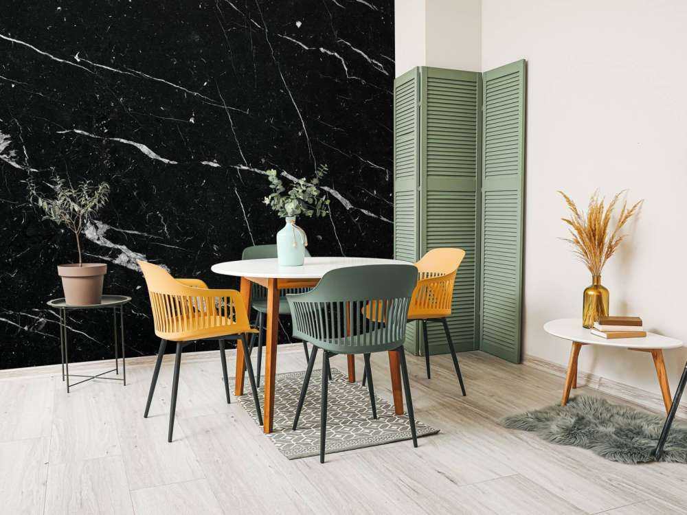 Zwart marmer met witte strepen