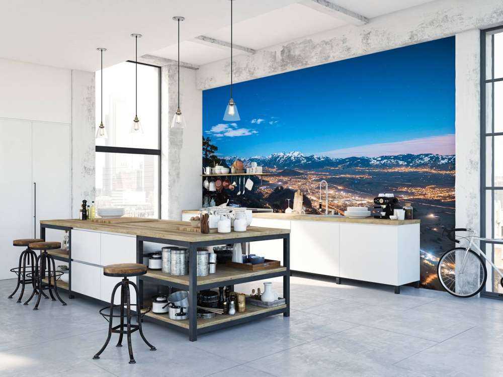 Nachtzicht over alpendalstad